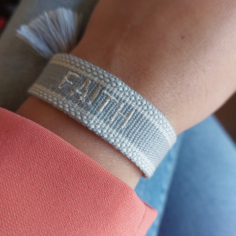Armband - Faith - grijs